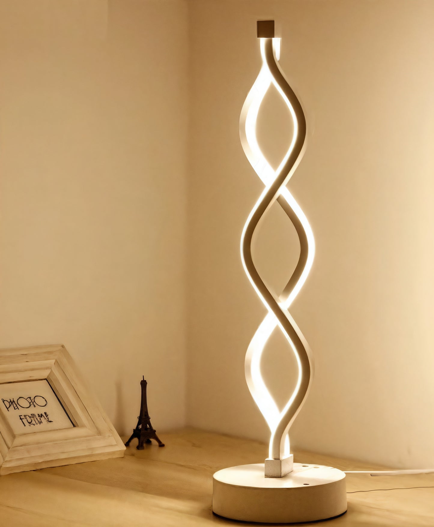 Wave Desk Lamp