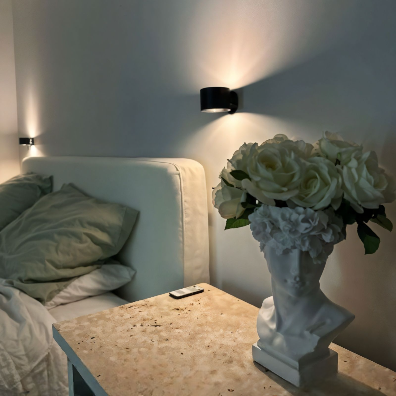 Rechargeable LED Wall Lamp – Wireless Dimmable Wall Light Sconce for Indoor Use – Modern Design for Home Decor 2