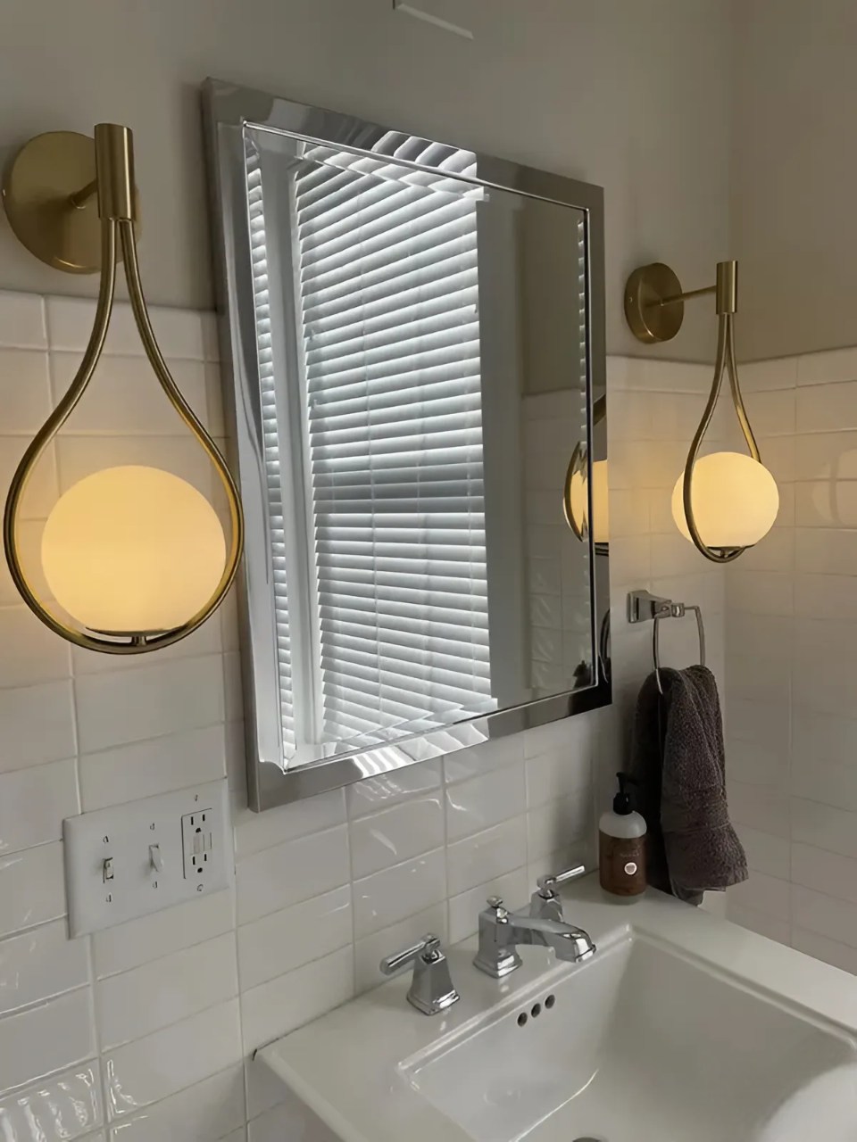 LED Wall Lamp - Minimalist Wall Sconce for Cozy Indoor Lighting - Space-Saving Wall Lights for Bedrooms and Hallways 4