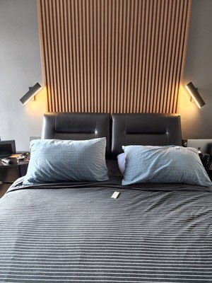Rotatable LED Wall Light – Cordless Wall Sconce for Energy-Efficient Illumination – Modern Design for Bedroom and Hallway 5