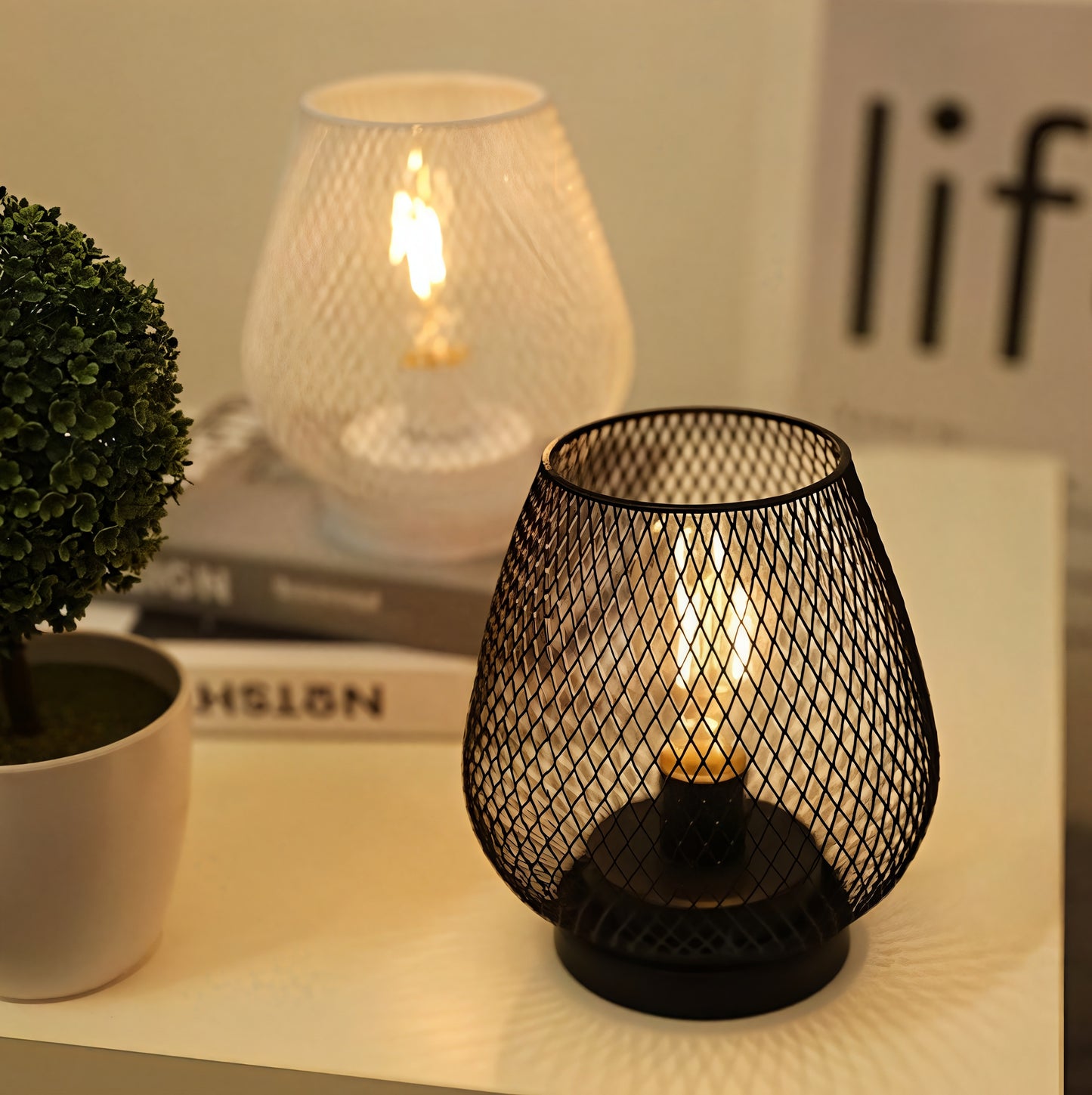 Retro Art Table Lamp