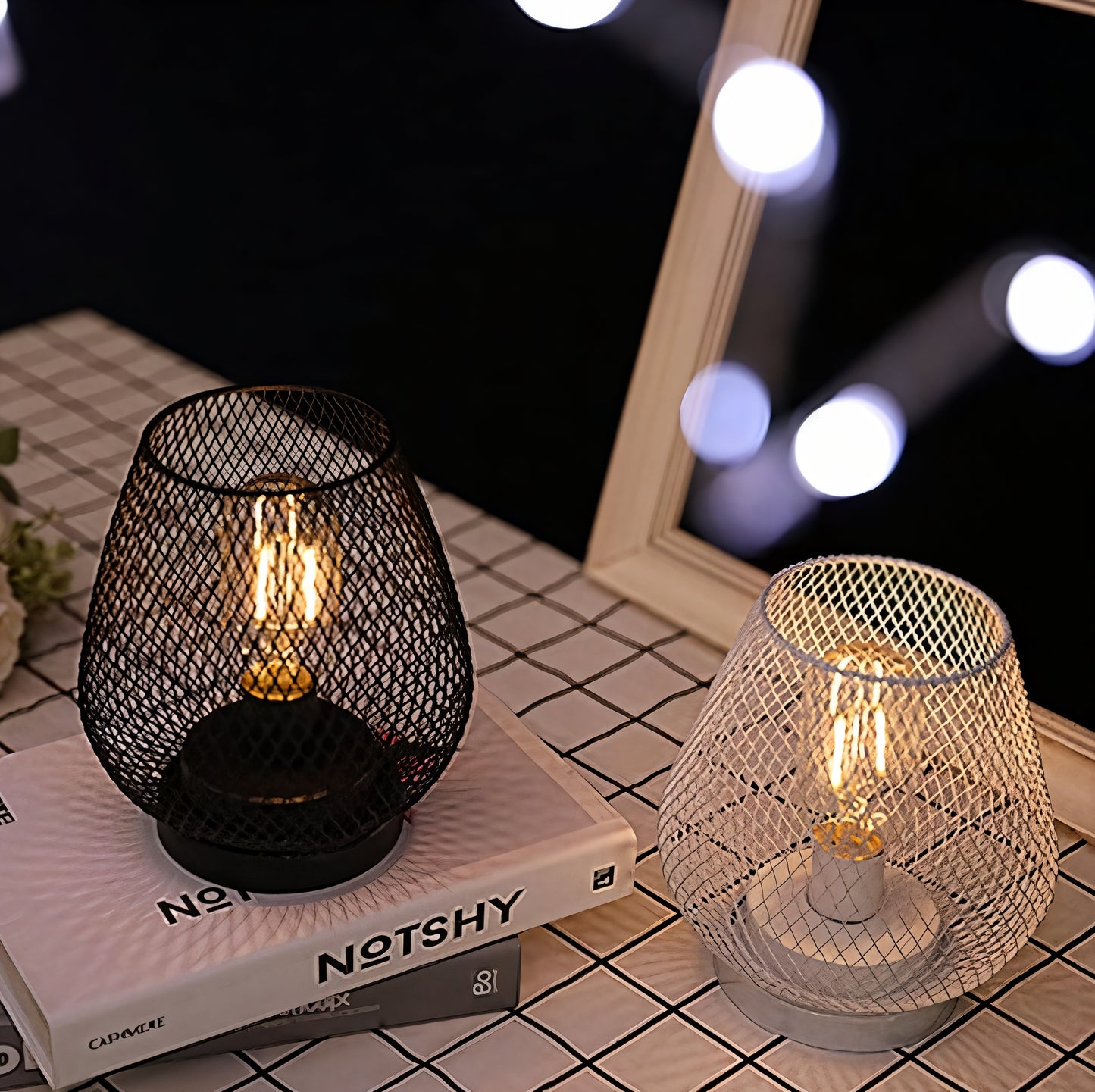 Retro Art Table Lamp