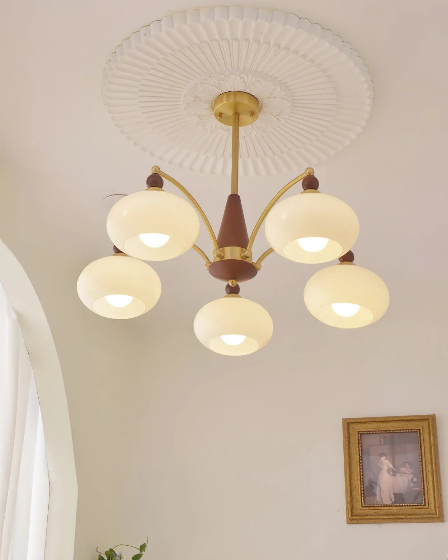 Retro Melodica Chandelier – Victorian Inspired Light – Warm White Glass Shades – Elegant Home Lighting 2