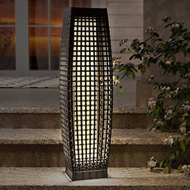 Solar-Powered Floor Lamp – Outdoor Garden Lighting – Waterproof Art Deco Design – Modern Outdoor Lights 2