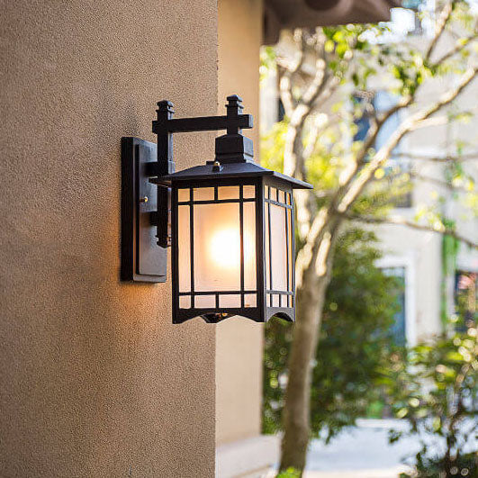 Solar Wall Sconce Lamp – Waterproof Aluminum Design – Modern Pavilion Style – Outdoor Lighting 11